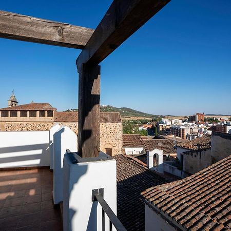 Apartamentos Cáceres Histórico CENTRO Esterno foto