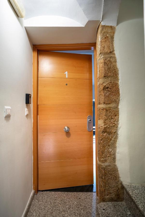 Apartamentos Cáceres Histórico CENTRO Esterno foto