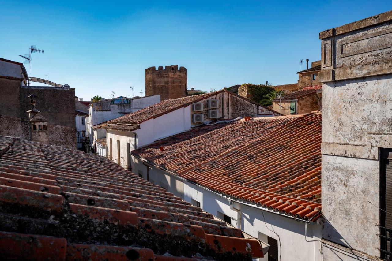 Apartamentos Cáceres Histórico CENTRO Esterno foto